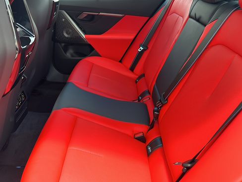 New 2026 BMW M5 w/ Carbon Package image 18