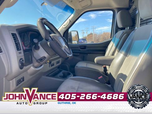 Used 2019 Nissan NV 1500 SV image 3