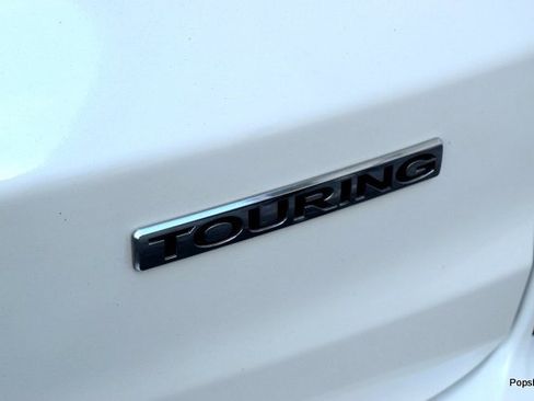 Used 2016 Honda CR-V Touring image 16