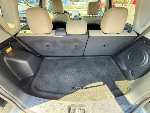 Used 2011 Kia Soul ! FWD image 9