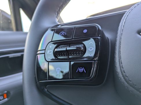 New 2026 Genesis G90 3.5T Prestige image 20