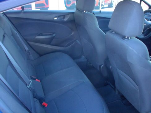 Used 2016 Chevrolet Cruze LT w/ Convenience Package FWD image 22