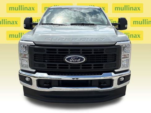 New 2026 Ford F350 XL w/ XL Chrome Package AWD/4WD image 22