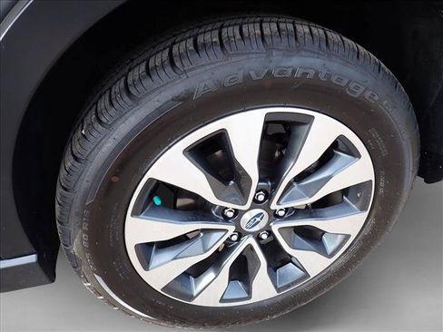 Used 2023 Subaru Outback Limited AWD/4WD image 5