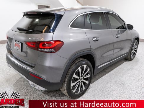Used 2022 Mercedes-Benz GLA 250 4MATIC w/ Premium Package Lite image 5