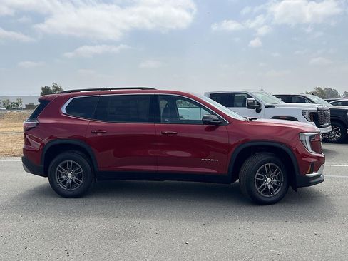 New 2025 GMC Acadia Elevation FWD image 2