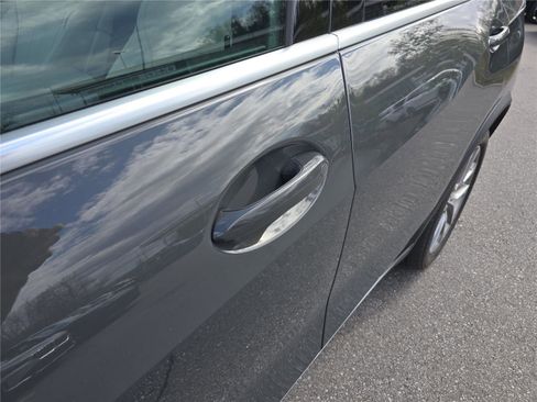 Certified 2024 BMW X5 xDrive40i w/ Executive Package image 13