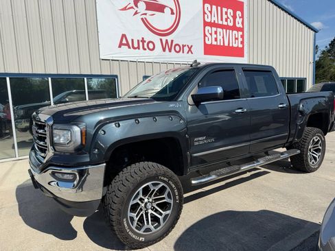 Used 2017 GMC Sierra 1500 SLT w/ SLT Premium Package AWD/4WD image 44
