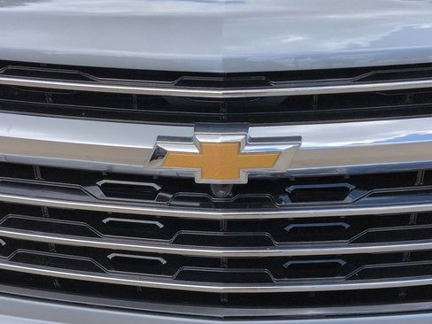 Used 2026 Chevrolet Traverse High Country FWD image 6