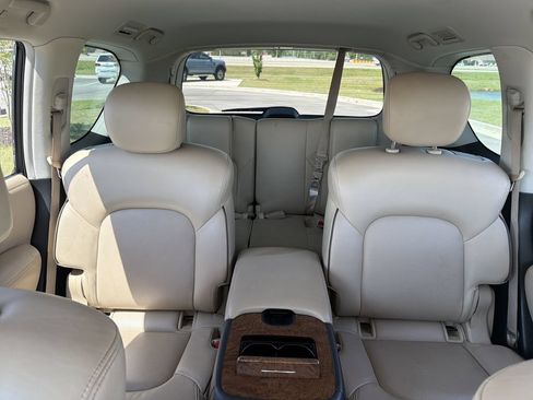 Used 2023 Nissan Armada SL w/ Captain's Chairs Package RWD image 29
