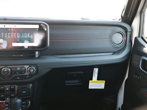 New 2026 Jeep Gladiator Rubicon image 27