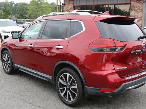 Used 2019 Nissan Rogue SL w/ Premium Package FWD image 5