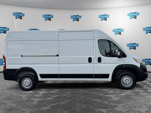 Used 2025 RAM ProMaster 2500 w/ Power Group image 6