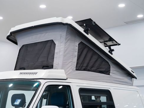 Used 2002 Volkswagen Eurovan GLS image 30