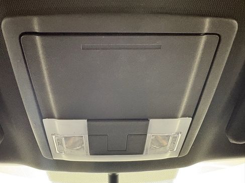 Used 2019 Ford Explorer XLT w/ Equipment Group 201A image 30