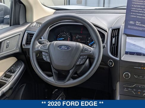 Certified 2020 Ford Edge SE image 16
