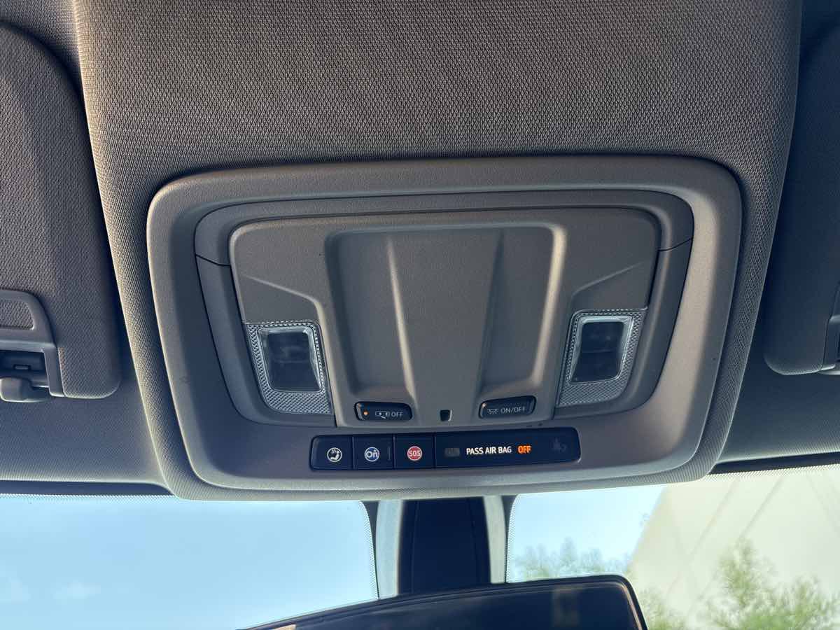 Used 2020 GMC Sierra 1500 Elevation w/ Elevation Value Package AWD/4WD image 23