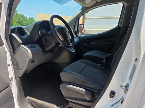 Used 2018 Nissan NV200 S w/ Cruise Control Package FWD image 11