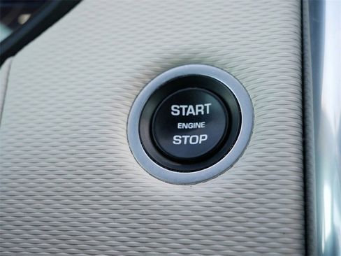 Used 2021 Land Rover Discovery HSE R-Dynamic image 26