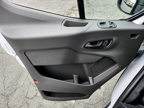 New 2024 Ford Transit 250 Low Roof w/ Load Area Protection Package image 32