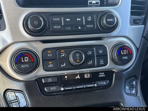 Used 2017 GMC Yukon XL SLT w/ Open Road Package image 19