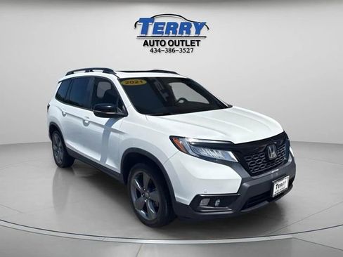 Used 2021 Honda Passport Touring image 2