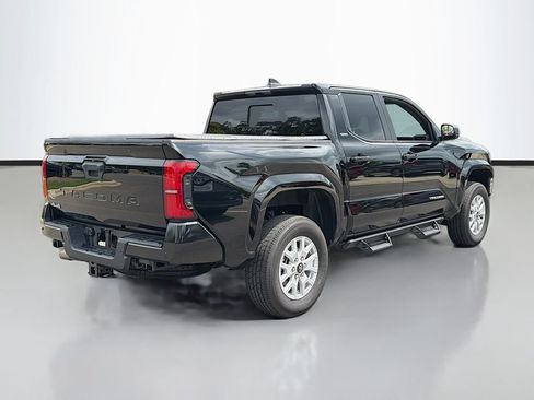 Used 2024 Toyota Tacoma SR5 AWD/4WD image 6