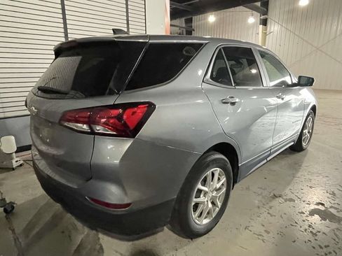 Used 2023 Chevrolet Equinox LS w/ LS Convenience Package FWD image 5