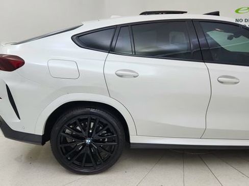 Used 2026 BMW X6 xDrive40i AWD/4WD image 12