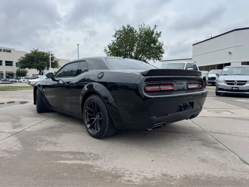 Used 2021 Dodge Challenger R/T Scat Pack RWD image 3