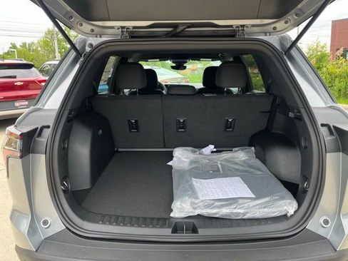New 2026 Chevrolet Equinox LT w/ Safety and Technology Package image 27
