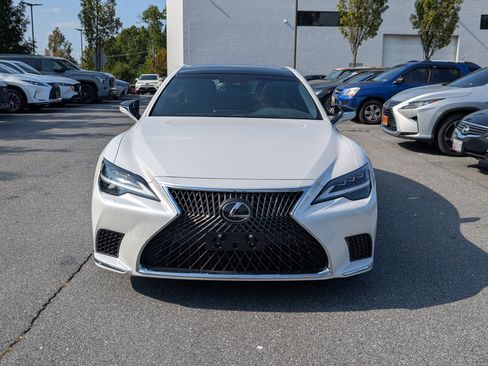 Certified 2022 Lexus LS 500 AWD w/ Interior Upgrade Package image 8