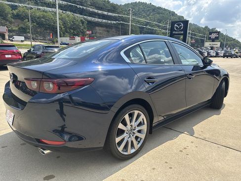 New 2026 MAZDA MAZDA3 2.5 S Sedan w/ Preferred Pkg FWD image 9