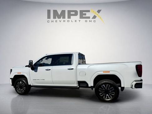 New 2026 GMC Sierra 2500 Denali Ultimate AWD/4WD image 2