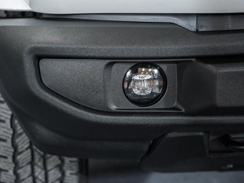 Used 2025 Ford Bronco Outer Banks image 17