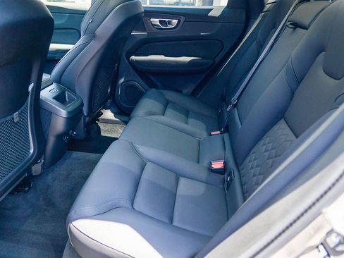 Certified 2026 Volvo XC60 B5 Plus w/ Climate Package AWD/4WD image 20