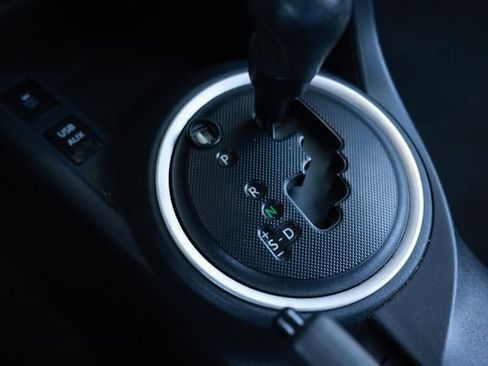 Used 2013 Scion tC FWD image 39