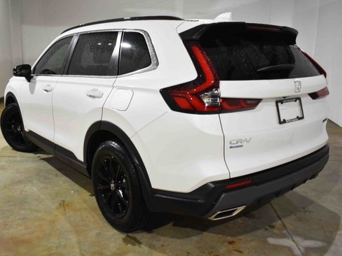 Certified 2025 Honda CR-V Sport image 9