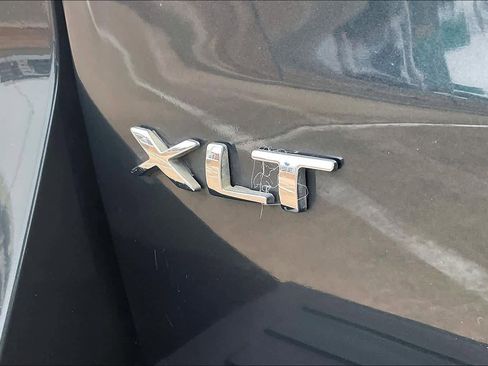 Used 2022 Ford Expedition Max XLT image 8