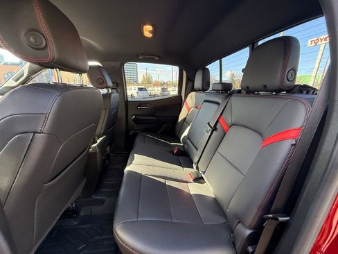 Used 2023 Chevrolet Colorado Z71 w/ Z71 Convenience Package 2 image 18