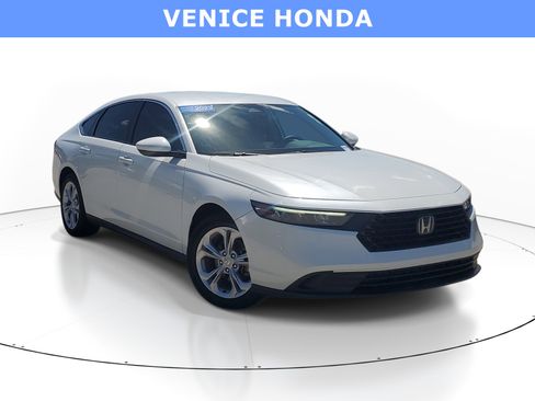 Certified 2023 Honda Accord LX image 1