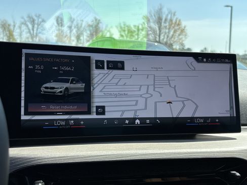 Certified 2025 BMW 330i Sedan image 25