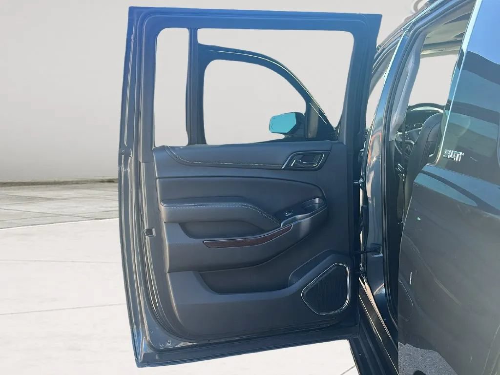 Used 2020 GMC Yukon XL SLT w/ Open Road Package AWD/4WD image 10