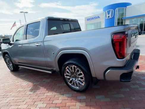 Used 2024 GMC Sierra 1500 Denali Ultimate AWD/4WD image 7