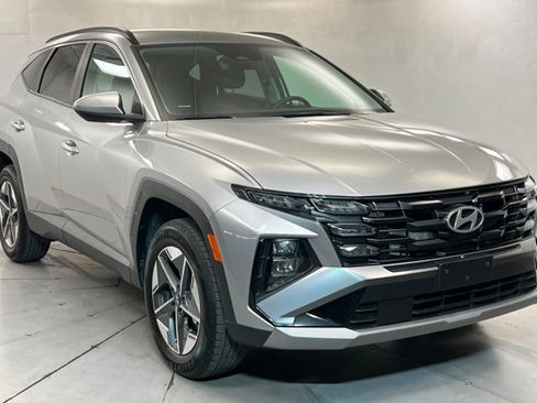 Used 2025 Hyundai Tucson SEL AWD/4WD image 7