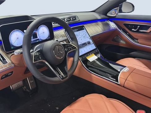 New 2026 Mercedes-Benz Maybach S 680 4MATIC image 5