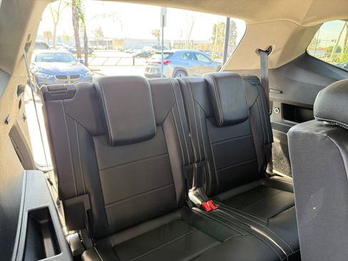 Used 2021 Volkswagen Atlas SE image 18