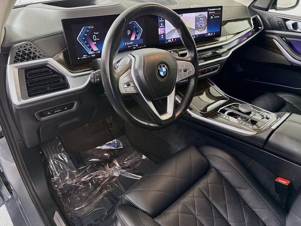 Used 2025 BMW X7 xDrive40i AWD/4WD image 22