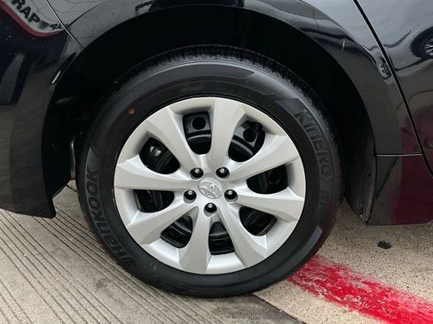 Used 2025 Toyota Corolla LE image 9