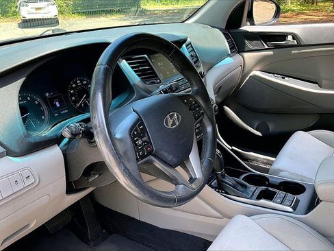Used 2018 Hyundai Tucson Value FWD image 14